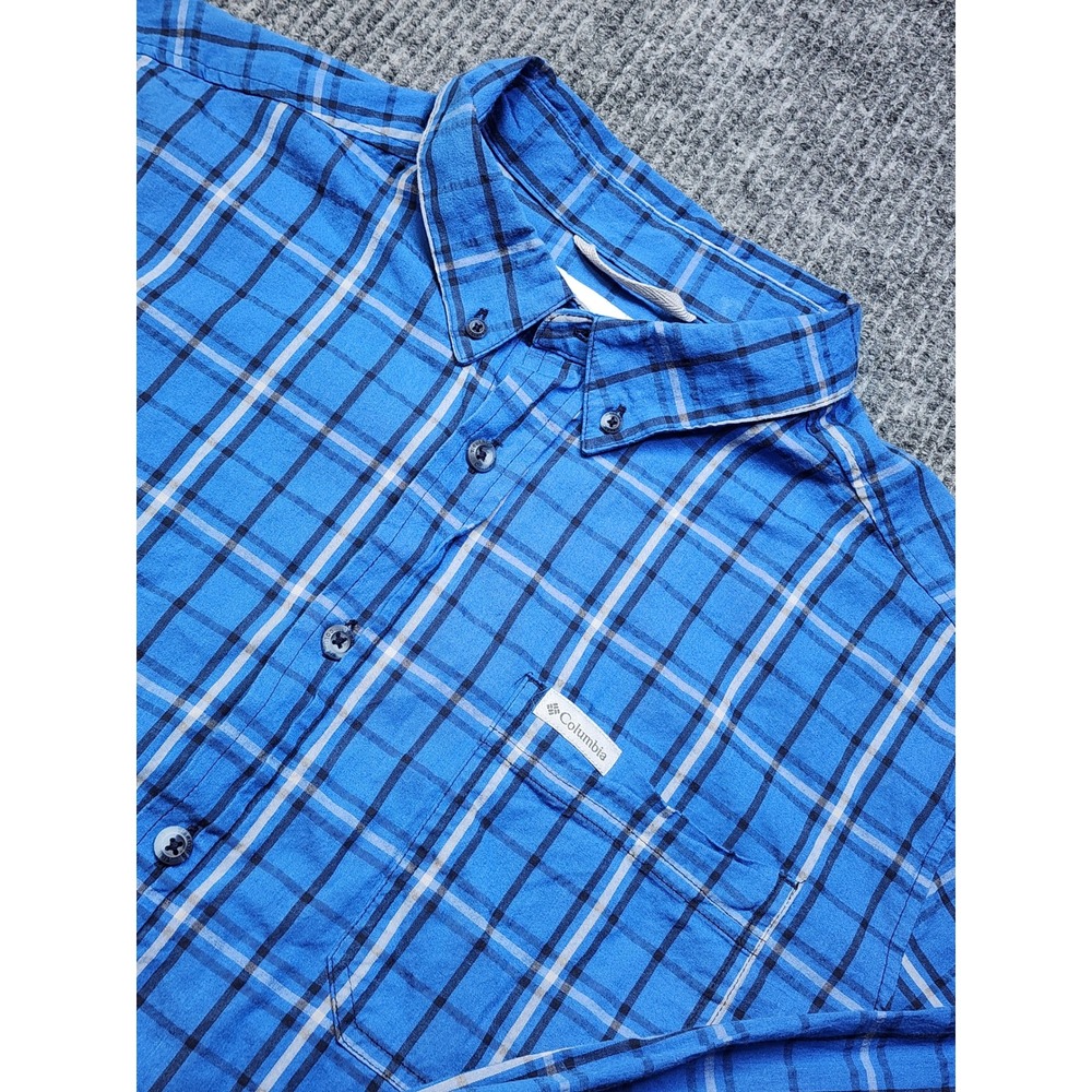 Columbia Mens Large Blue Plaid Long Sleeve Button Down Shirt Hiking Outdoor 1652